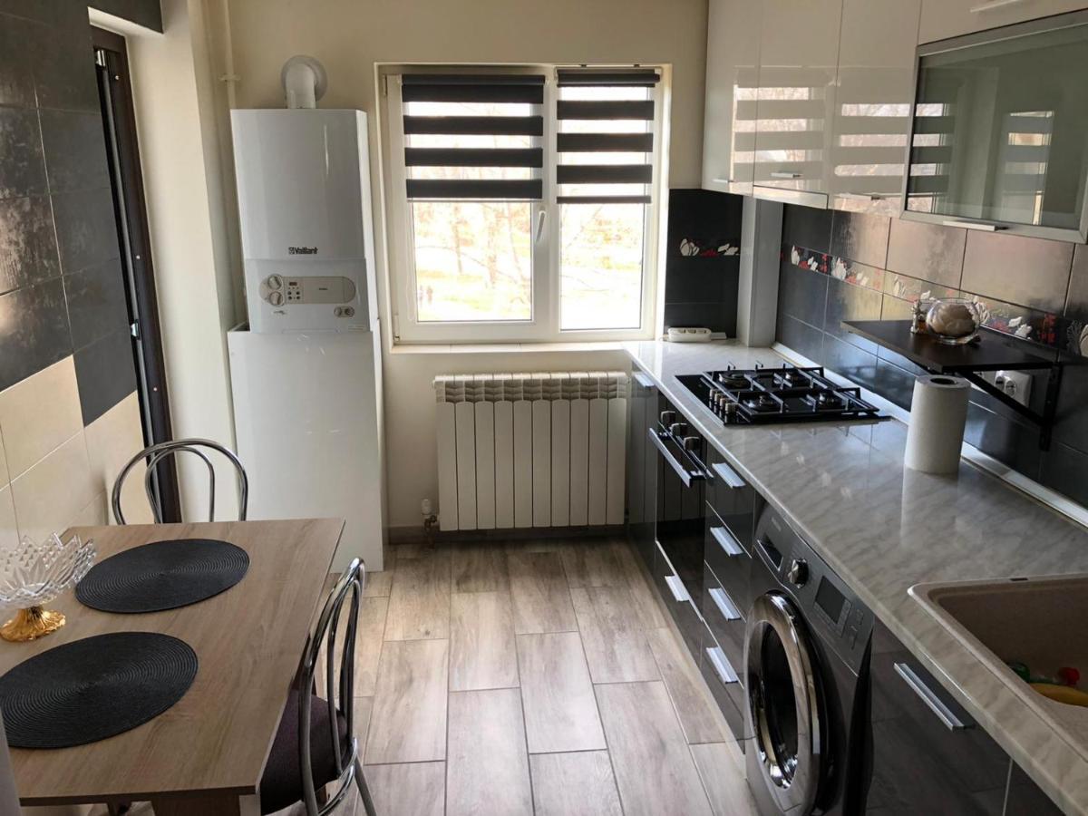Apartament Modern Targoviste In Regim Hotelier Eksteriør billede